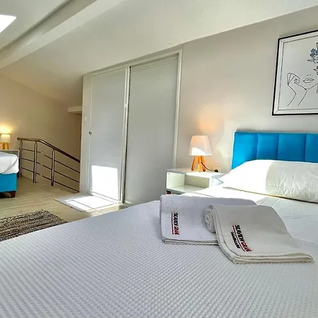 Seaview Grand - Sunrise